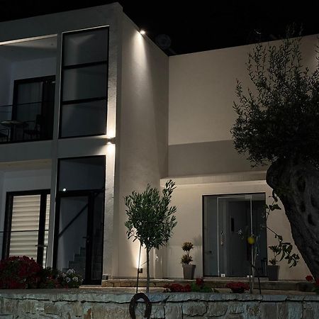 Villa Thomas Dhërmi Екстериор снимка