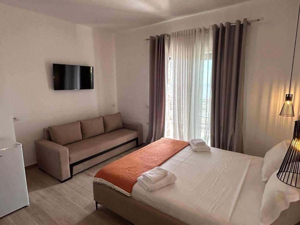 Villa Thomas Dhërmi Екстериор снимка