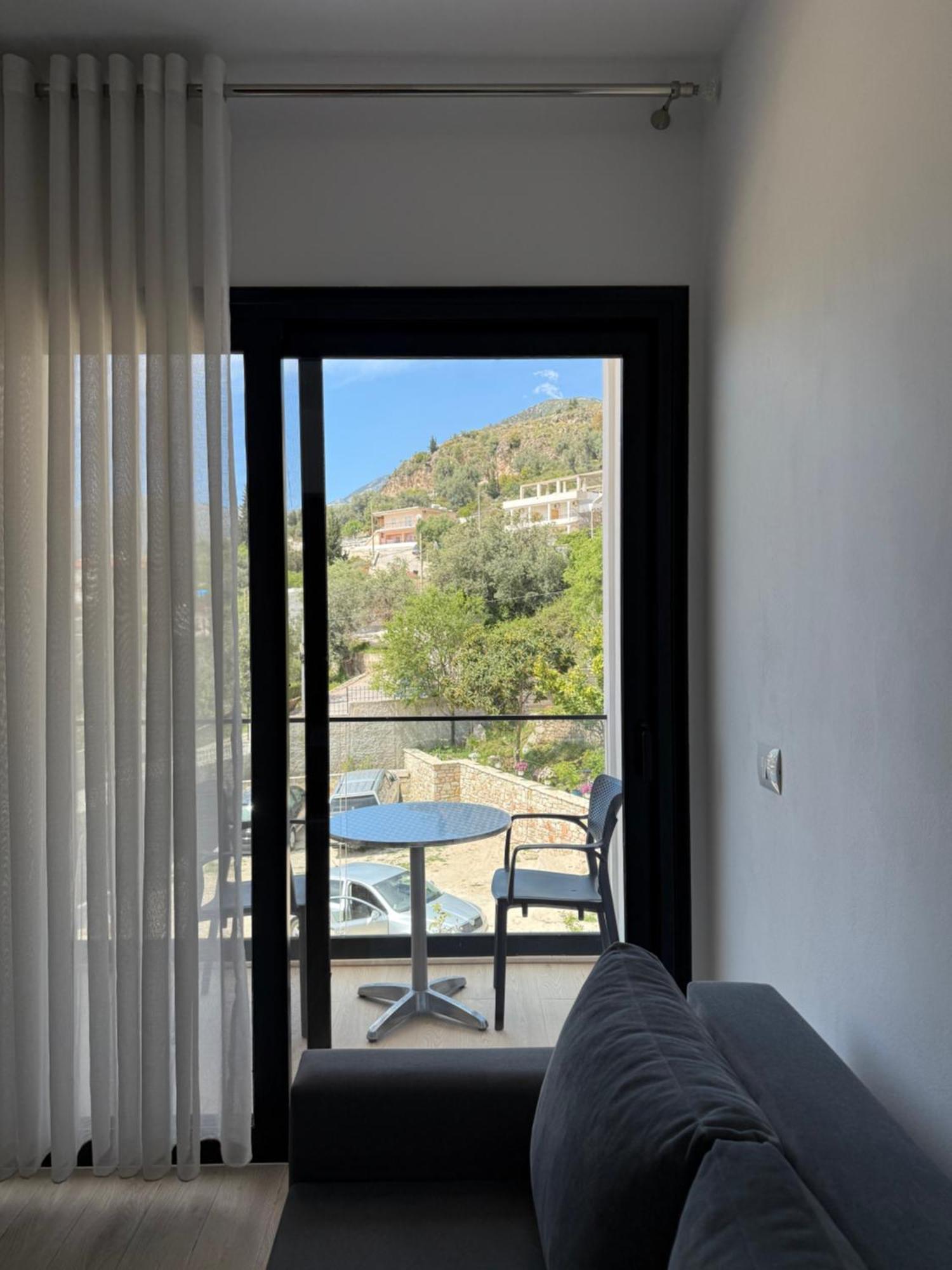 Villa Thomas Dhërmi Екстериор снимка