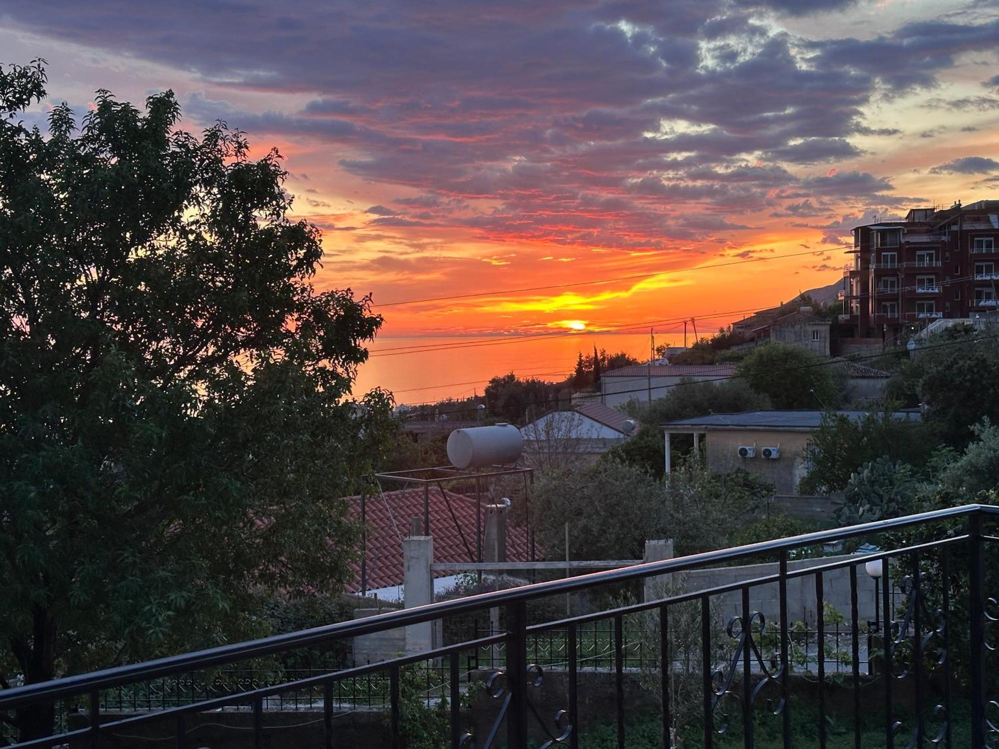 Villa Thomas Dhërmi Екстериор снимка