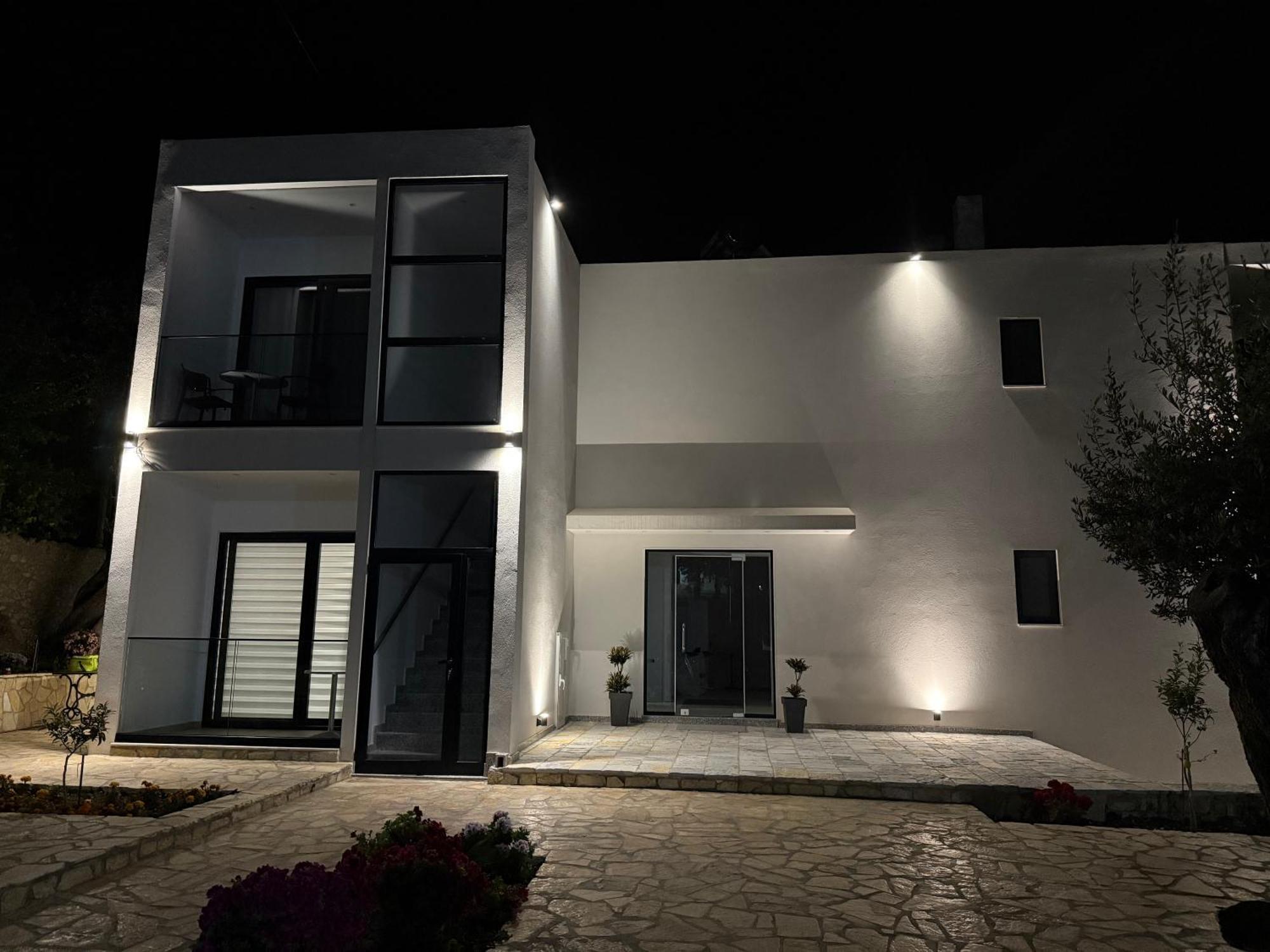 Villa Thomas Dhërmi Екстериор снимка